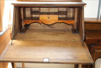 Sale Image for Large Public Auction