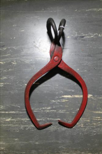 Sale Image for Large Public Auction