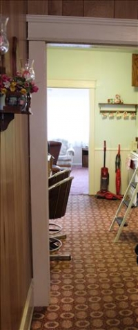 Sale Image for Absolute Real Estate & Contents Auction