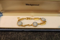 Sale Image for Large Public Auction