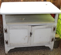 Sale Image for Large Public Auction