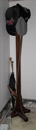 Sale Image for Absolute Real Estate & Contents Auction