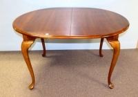 Sale Image for Queen Anne Dining Table W/2 Leaves