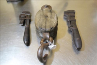 Sale Image for Large Public Auction