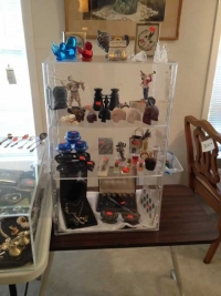 Sale Image for Estate Sale With Antique Furniture, Jewelry, Linens, Crystal, China And More