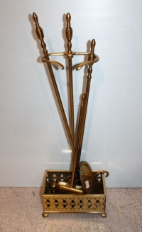 Sale Image for November Online Auction