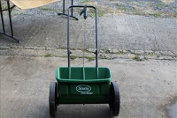 Sale Image for Large Public Auction