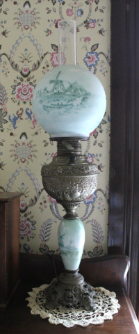 Sale Image for Large Estate Auction