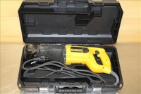 Sale Image for Large Public Auction