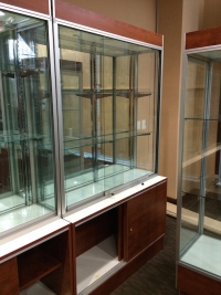 Sale Image for ABSOLUTE ONLINE AUCTION - Surplus Retail Inventory And Kitchen Equipment Online Auction