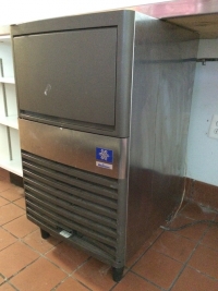 Sale Image for ABSOLUTE ONLINE AUCTION - Surplus Retail Inventory And Kitchen Equipment Online Auction