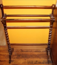 Sale Image for Absolute Real Estate & Contents Auction