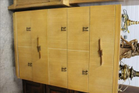 Sale Image for Large Indoor Public Auction