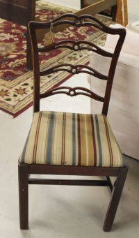 Sale Image for Super Antique Auction Online
