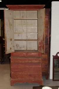 Sale Image for Super Antique Auction Online