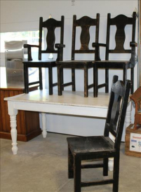 Sale Image for Large Public Auction