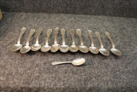 Sale Image for Large Public Auction