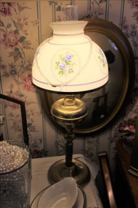 Sale Image for Marilyn's Antiques