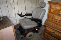 Sale Image for Living Estate Auction