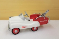 Sale Image for Large Public Auction