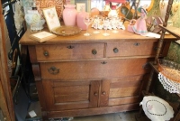 Sale Image for Marilyn's Antiques