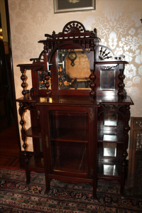 Sale Image for Large Estate Auction