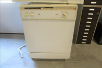 Sale Image for Large Public Auction