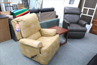 Sale Image for Dennis Trailers Inc. Liquidation Auction