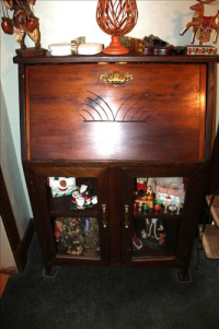 Sale Image for Real Estate &amp; Contents