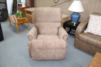 Sale Image for Dennis Trailers Inc. Liquidation Auction