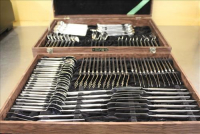 Sale Image for Large Public Auction