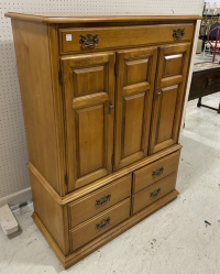 Sale Image for April Online Auction 2021