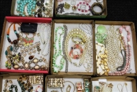 Sale Image for Large Public Auction