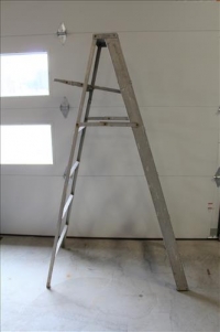 Sale Image for Large Public Auction