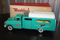 Sale Image for Large Public Auction