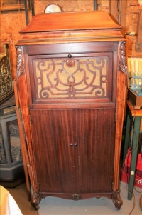 Sale Image for Real Estate & Contents Antique Shop & House Liquidation