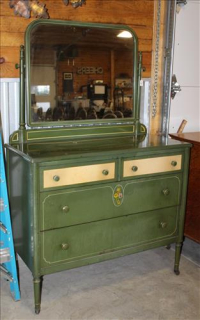 Sale Image for Large Public Auction