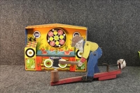 Sale Image for Large Public Auction