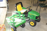 Sale Image for Large Public Auction