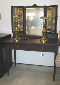 Sale Image for Large Public Auction