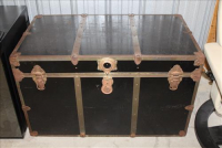 Sale Image for Large Public Auction