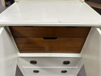 Sale Image for March Online Auction 2024