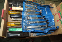 Sale Image for Real Estate &amp; Contents