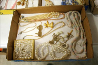 Sale Image for Large Public Auction