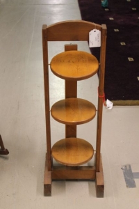 Sale Image for Super Antique Auction Online