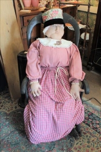 Sale Image for Marilyn's Antiques