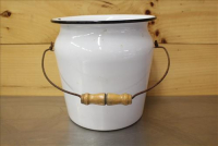 Sale Image for Large Public Auction