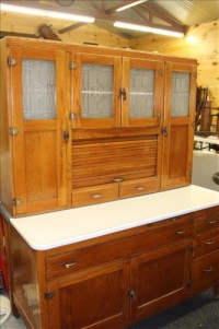 Sale Image for Large Public Auction