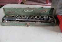 Sale Image for Large Estate Auction