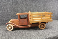 Sale Image for Large Public Auction